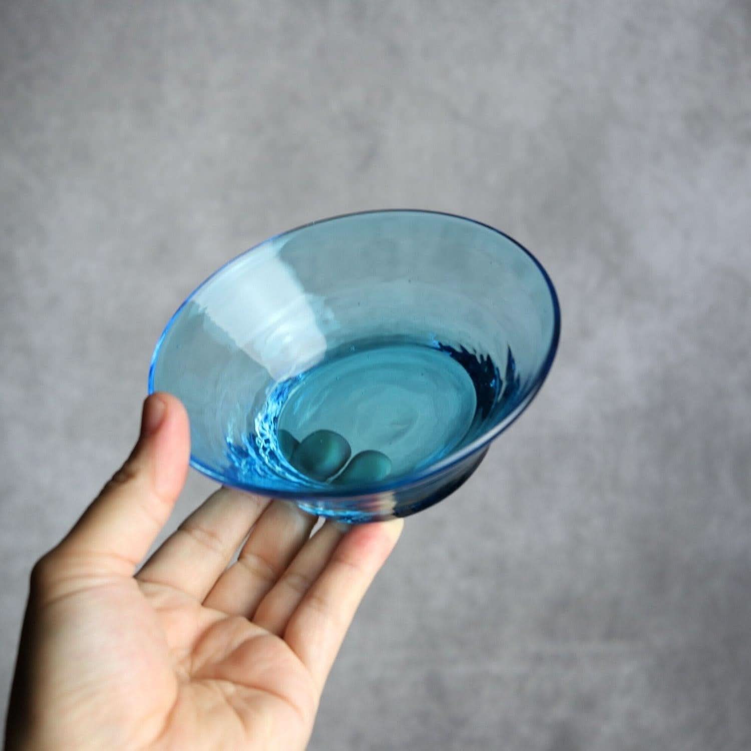 ノーマルボウル 水色 琉球ガラス ガラス工房清天｜ガラス工房 清天