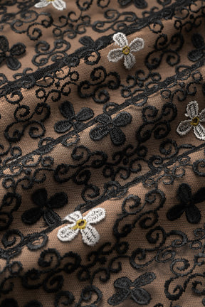 Everlasting embroidery lace skirt