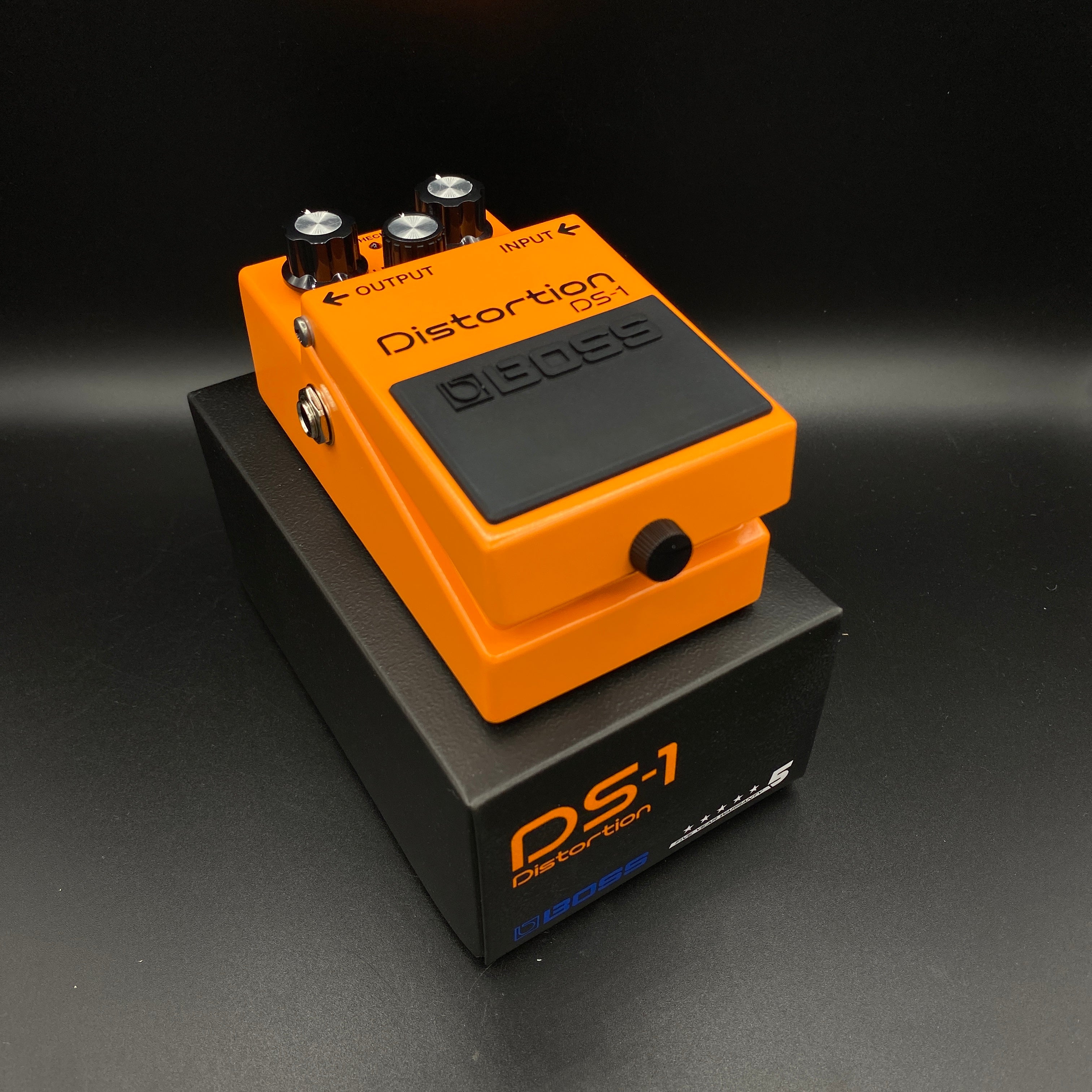 Boss DS-1 Distortion – Music Villa MT