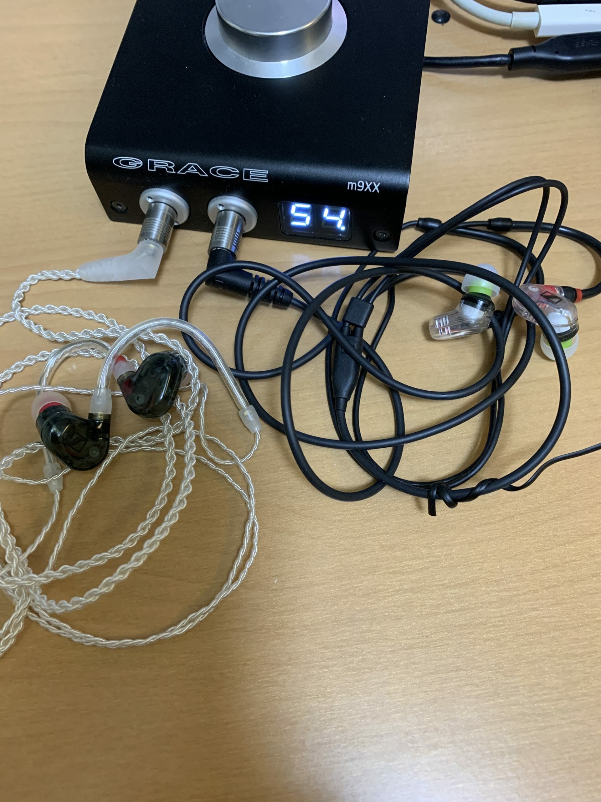 Sennheiser IE 500 PROとIE 400 PROの聞き比べ | 好きな音楽をいい音で