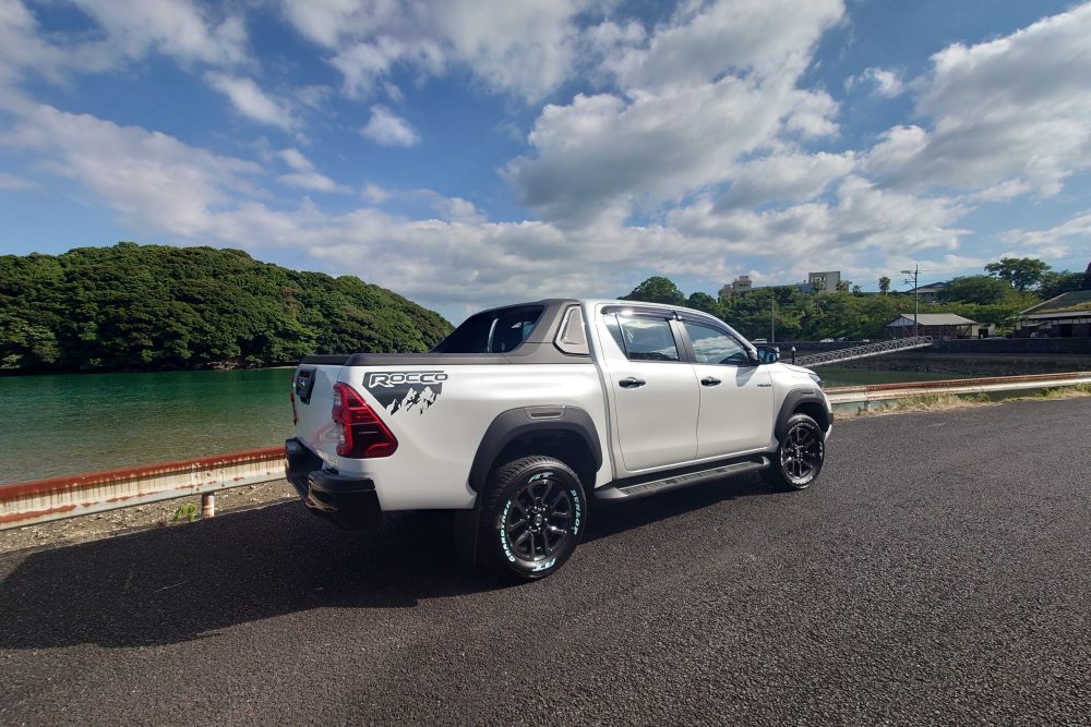 ハイラックスの最新モデル Z“Revo ROCCO Edition”の感想でございます