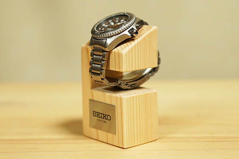 素敵な SEIKO ヒノキ ウォッチ スタンド | My Favorite Goods