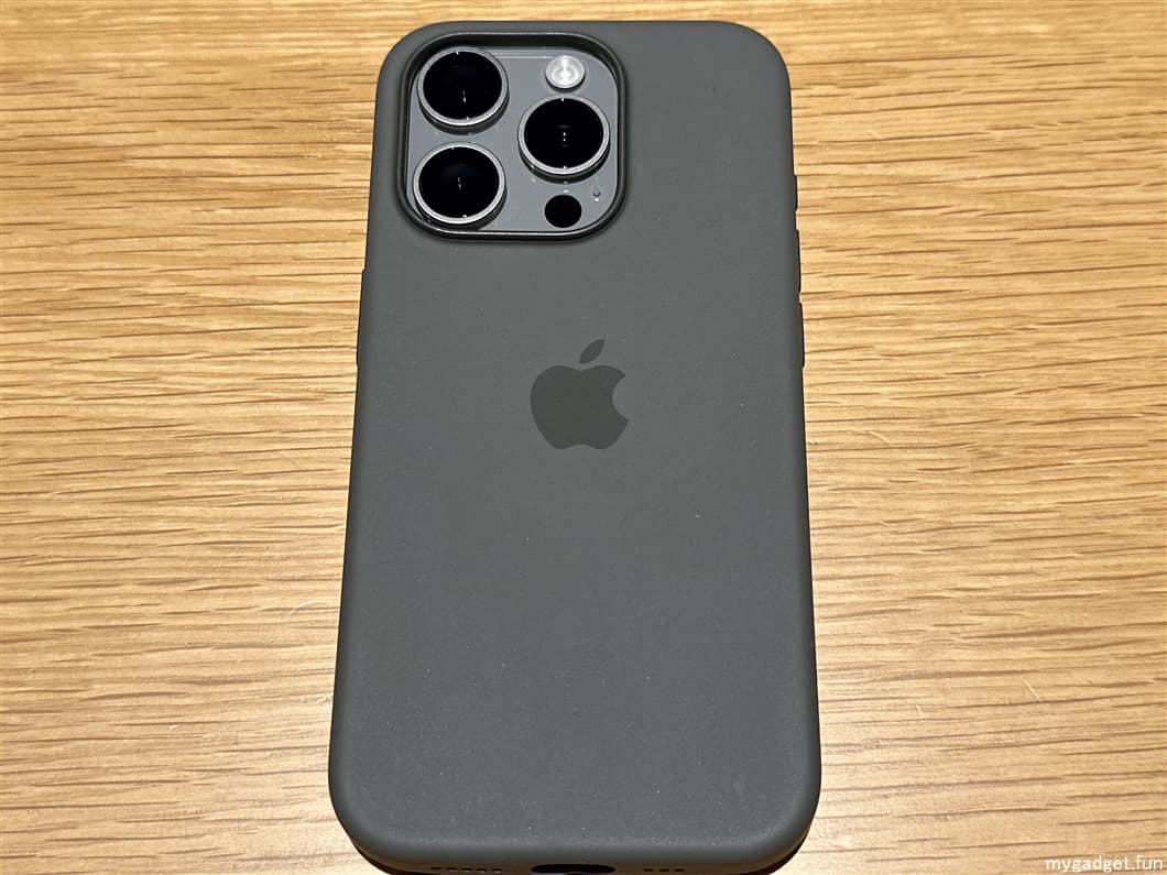 レビュー】MagSafe対応iPhone 15 Proシリコンケース｜ナチュラル