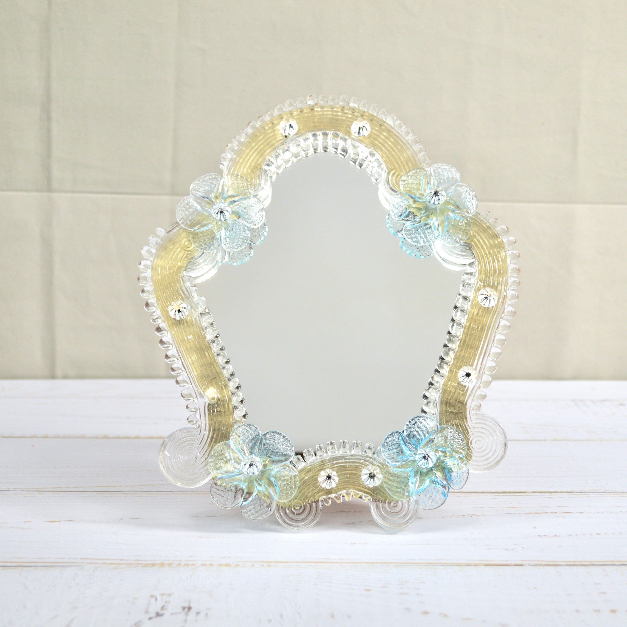 Murano Glass Princess Oval Scalloped Vanity Mirror