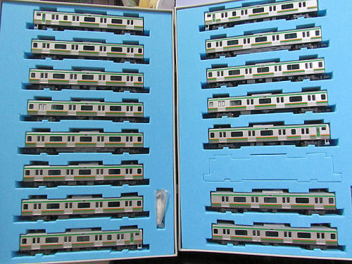 マイクロエースはどうだろう？ E231系 と、211系: Pの小屋Blog日記