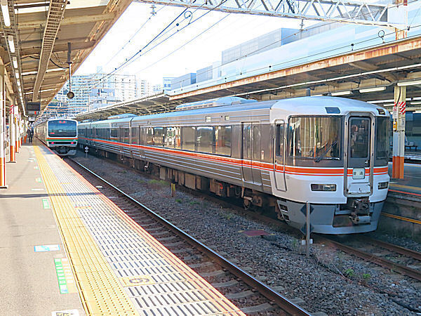 沼津へ行くのに乗る電車が集まるNゲージ無駄遣い: Pの小屋 BLOG日記