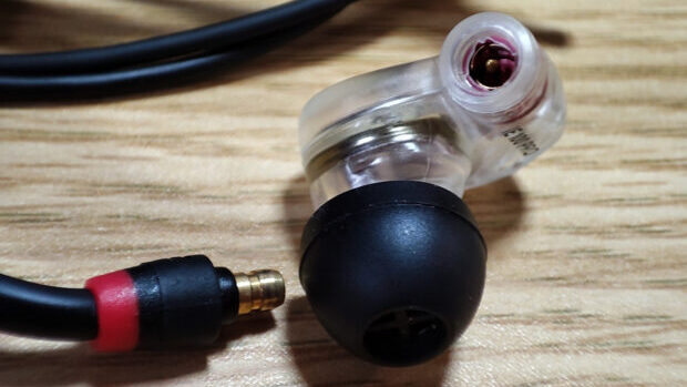 解説】ゼンハイザーイヤホンのケーブル交換方法 - 鍋ログぶろぐ