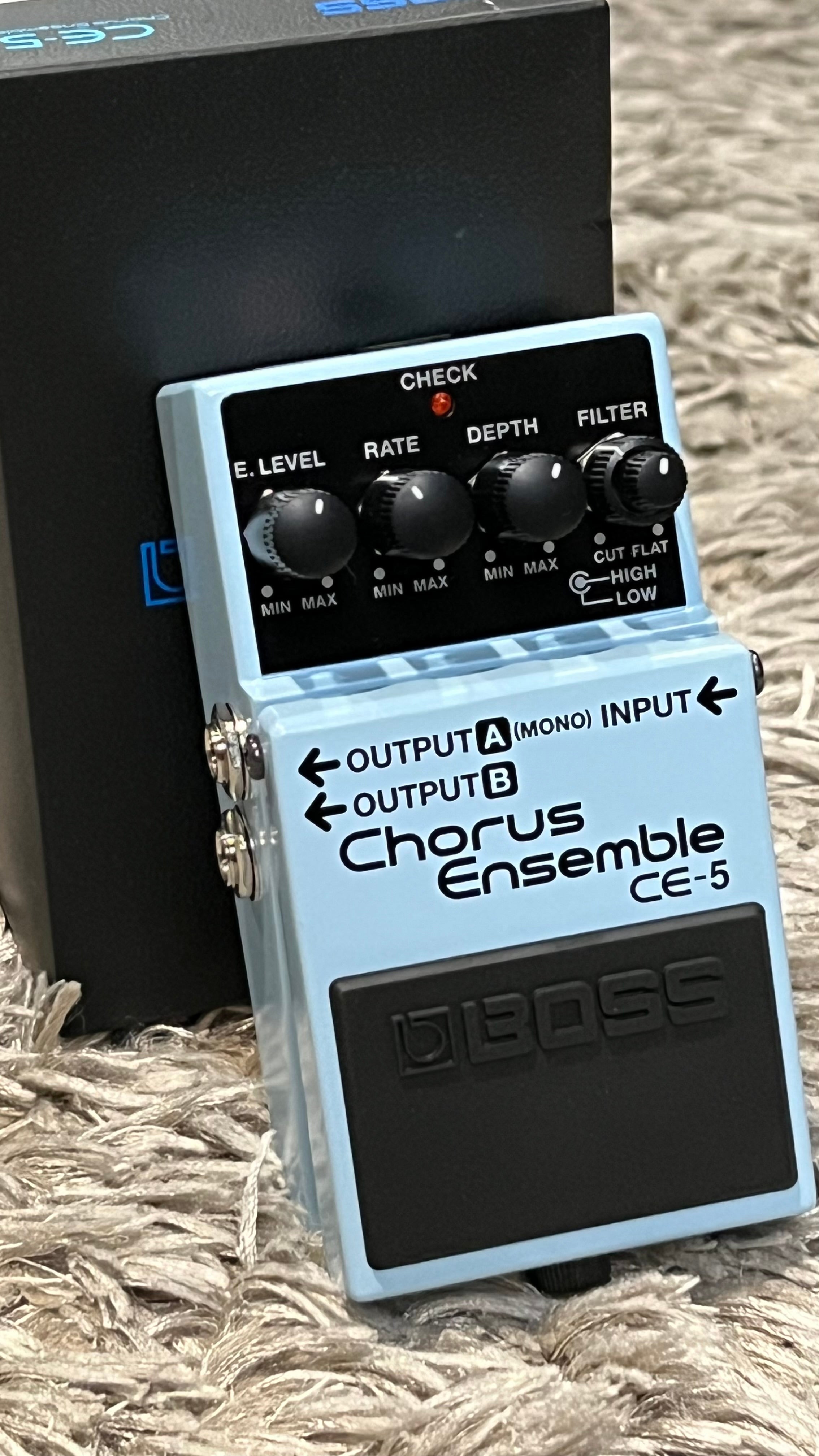 Boss CE-5 Stereo Chorus Ensemble Pedal – nafiriguitar.com