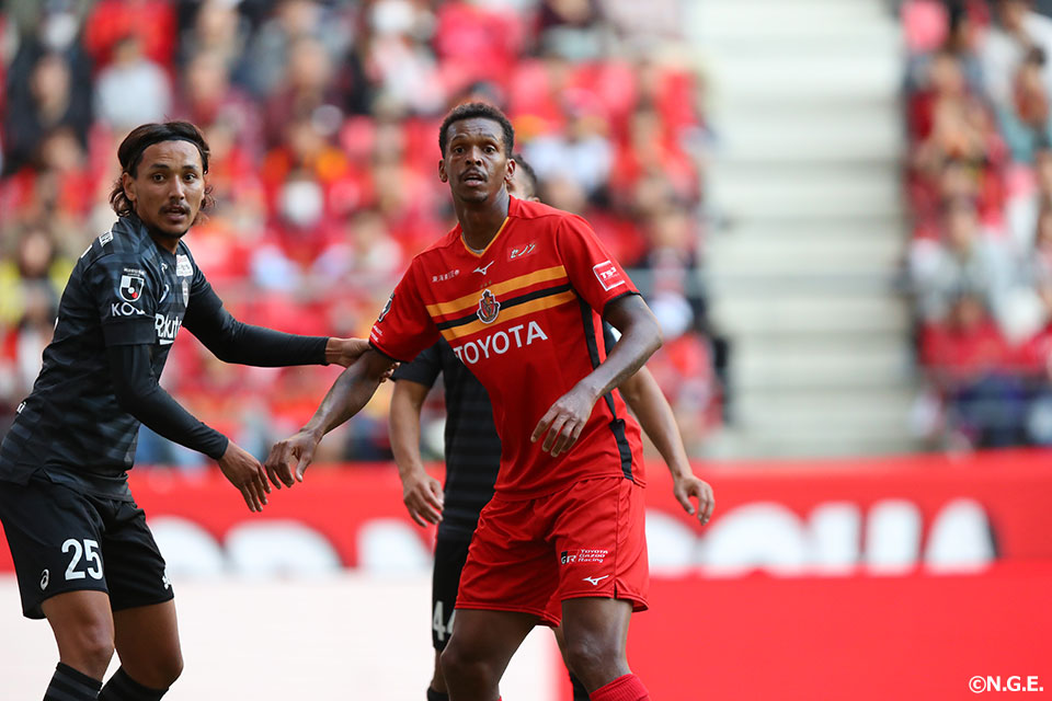 ジョー | 選手・スタッフ | チーム | 名古屋グランパス公式サイト