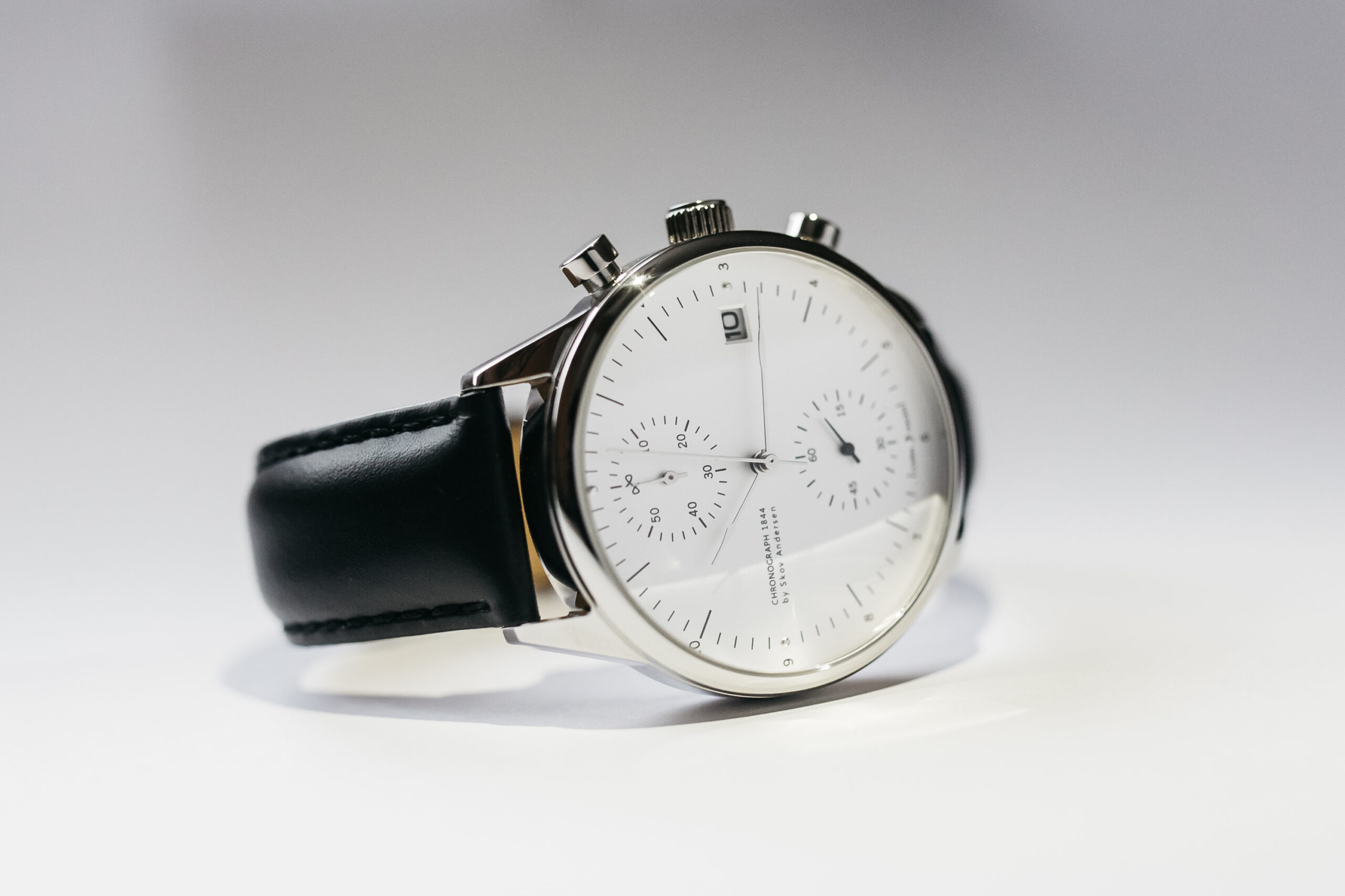 大丈夫？3万円台のクロノグラフ】アバウト・ヴィンテージ 1844 購入前