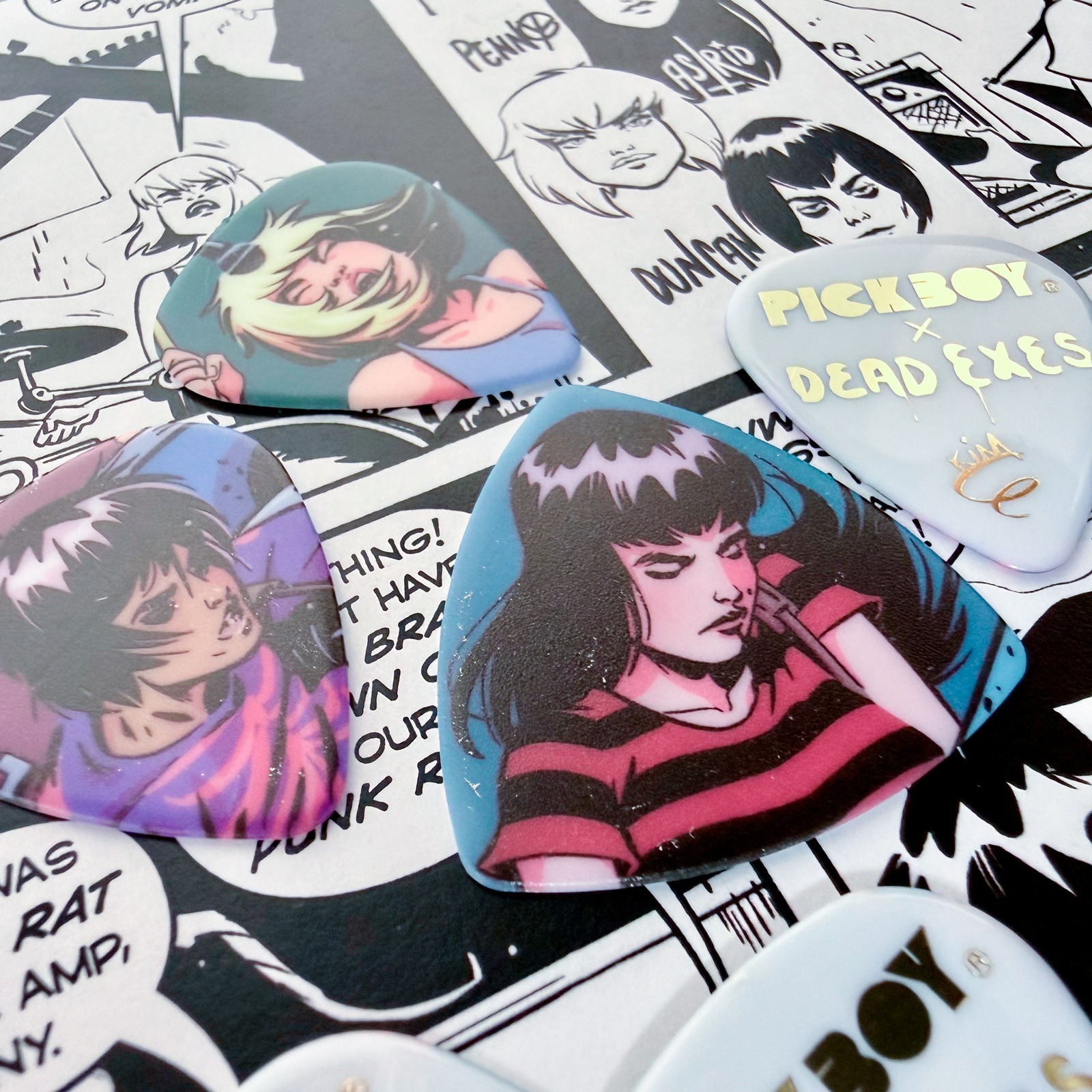 PICKBOYが「COLLECTIBLE GUITAR PICK ART CARDS」を発表 | ニュース