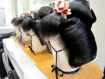 結髪師という仕事！花嫁かつらの技術 | 奈良の宿大正楼