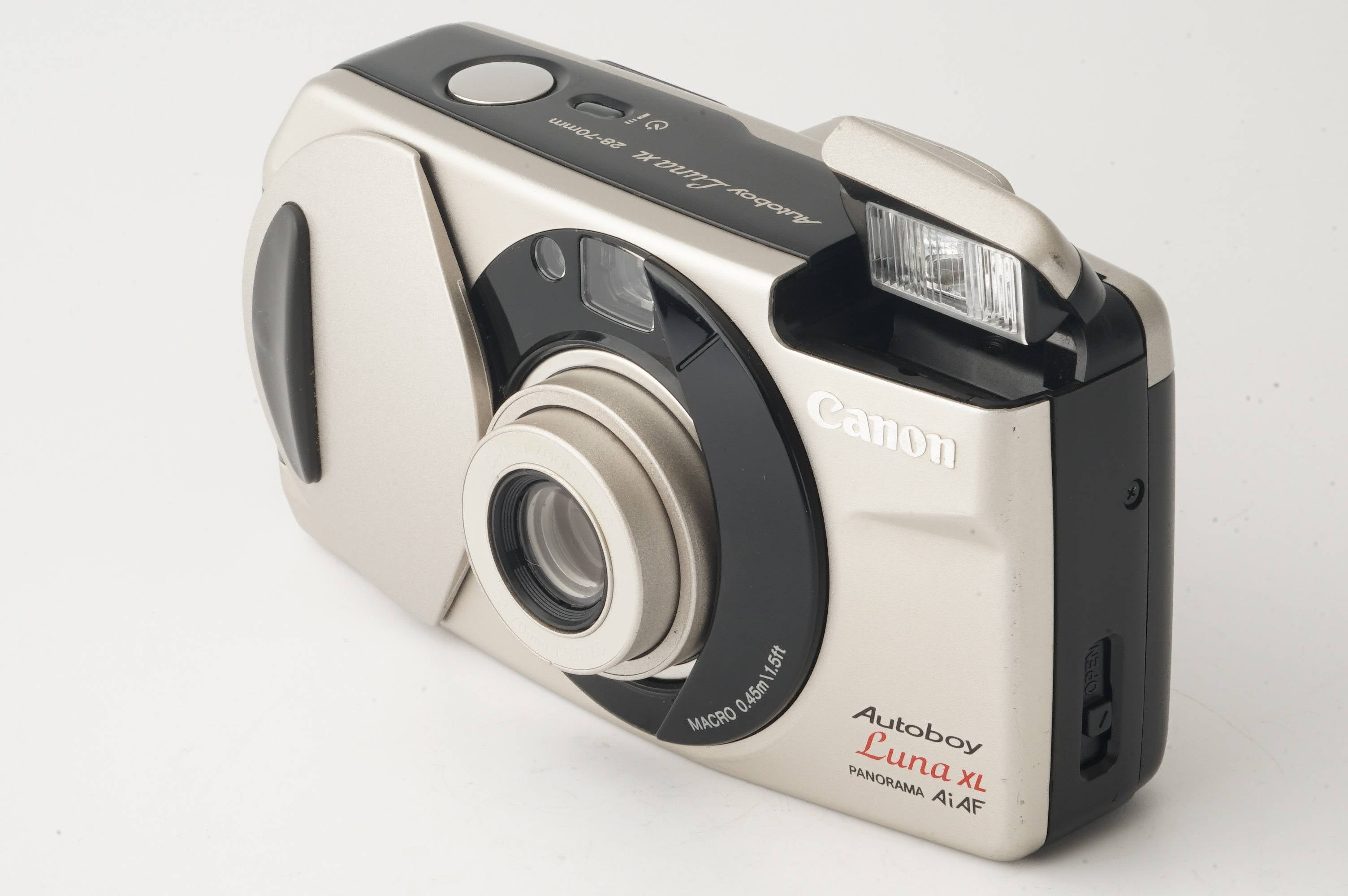 Canon Autoboy Luna XL PANORAMA / ZOOM 28-70mm f/5.6-7.8 – Natural