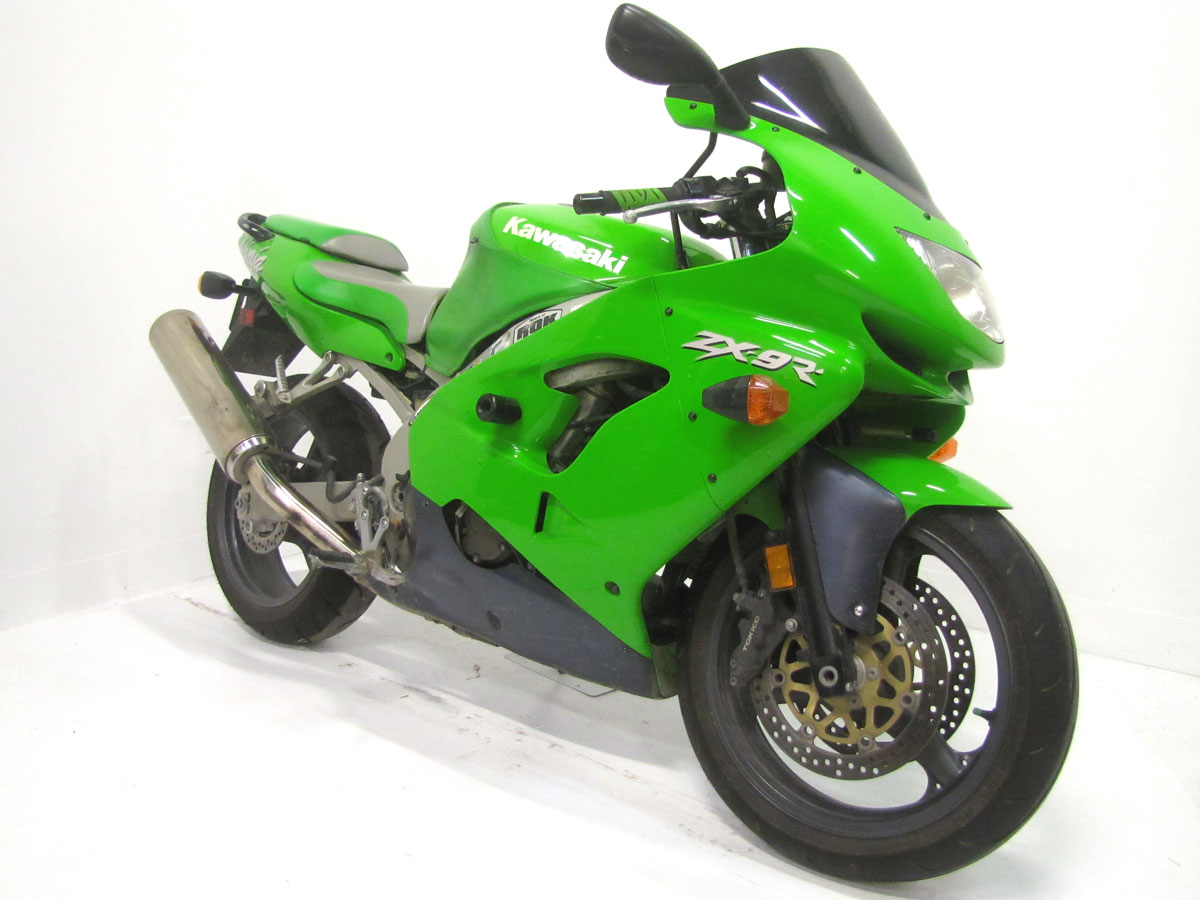 1998 Kawasaki ZX9R Ninja - National Motorcycle Museum