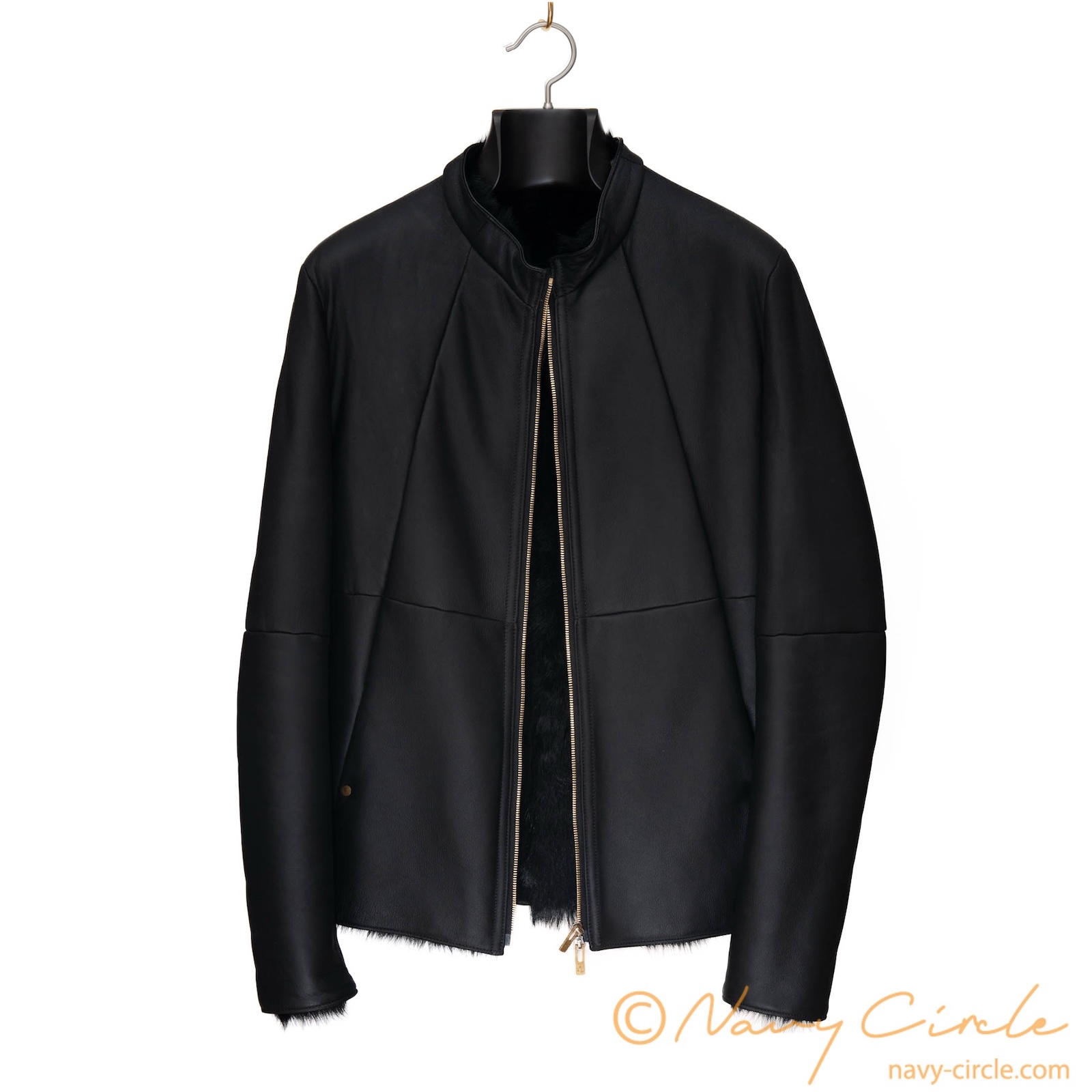 レビュー】NAKATA HANGERの最高級ハンガー「NH-2」 | Navy Circle