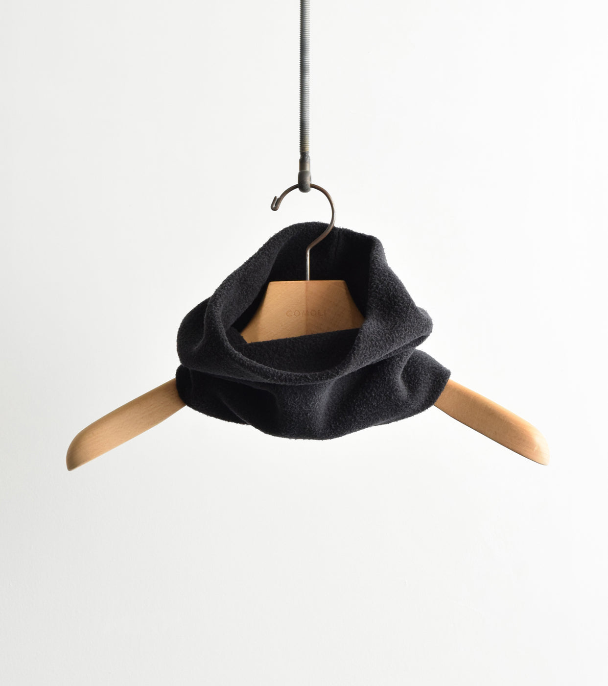 COMOLI フリース ネック ウォーマー, Fade Black – Navyblue