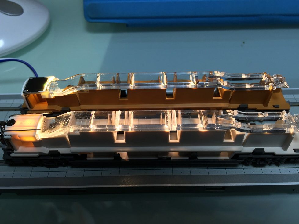 KATO E26系カシオペア その3 室内灯の巻 | NGaugeJP - 横濱模型