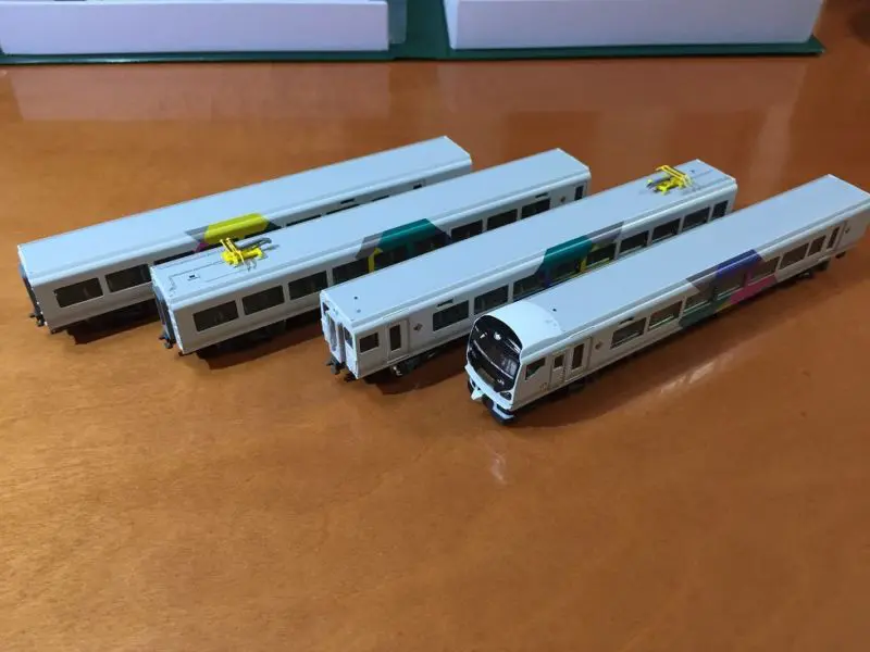 E257系あずさ・かいじが入線です。 KATO 10-434 4両増結セット