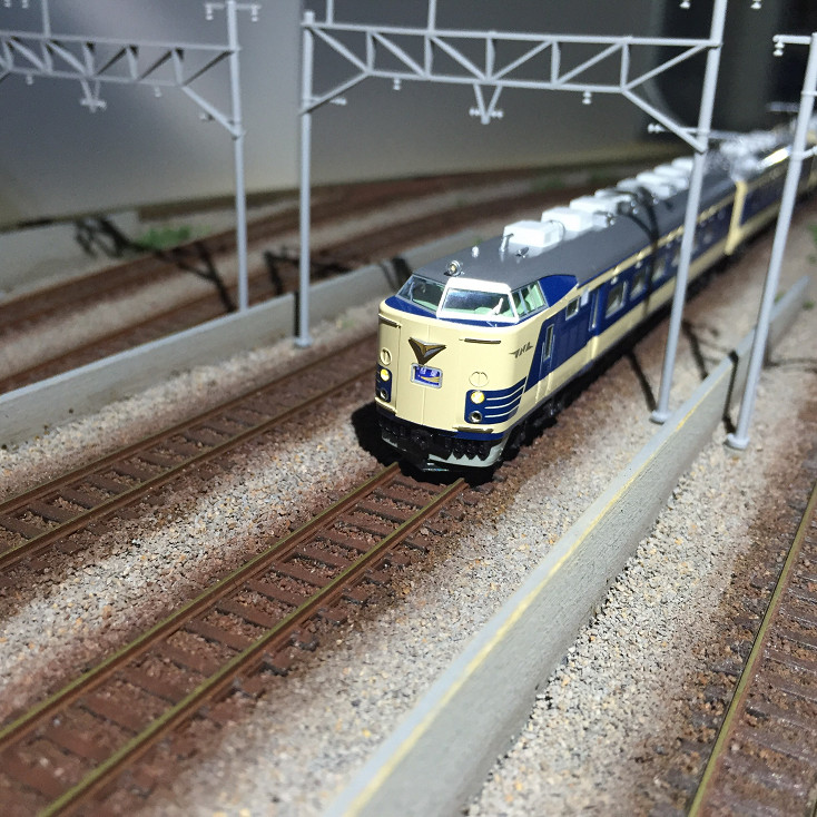 581系「彗星」（クハネ581増備車）が入線しました。KATO 10-1354 / 10