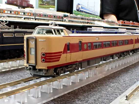 381系「しなの」（JR仕様） 6両基本セット 品番：10-2037 鉄道模型