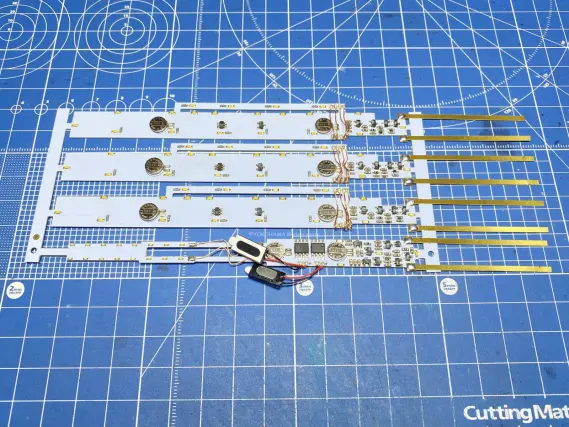 E26系「カシオペアクルーズ」を弄る。 DENSHA.me製 専用蓄電式室内灯を