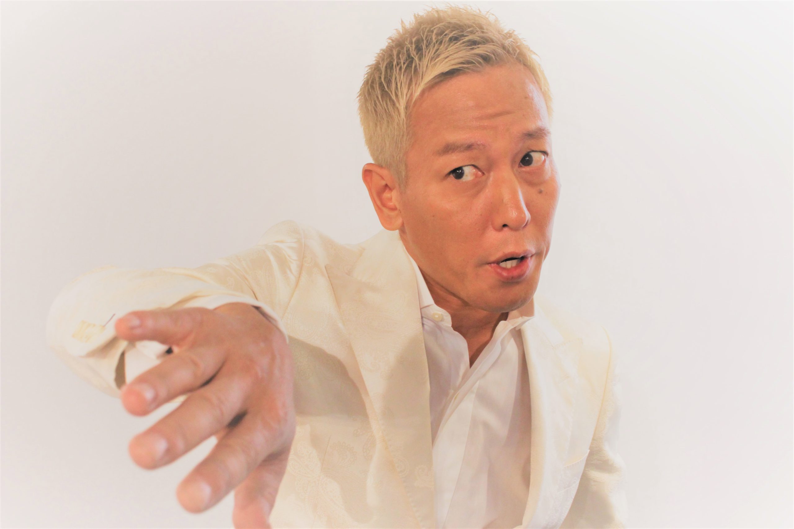 じゅんいちダビッドソン – 株式会社ニート