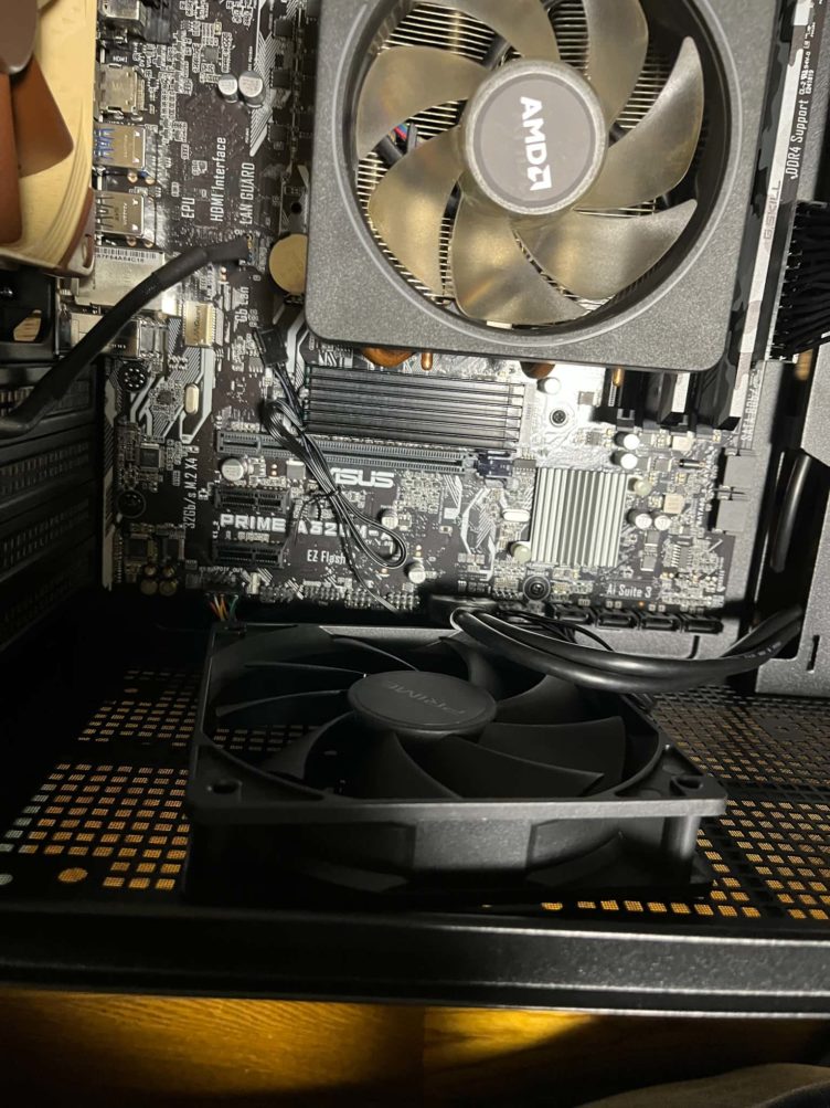 久しぶりに自作PCを組んでみたよ！Ryzen 5600G侮りがたし！！ – 猫ログ