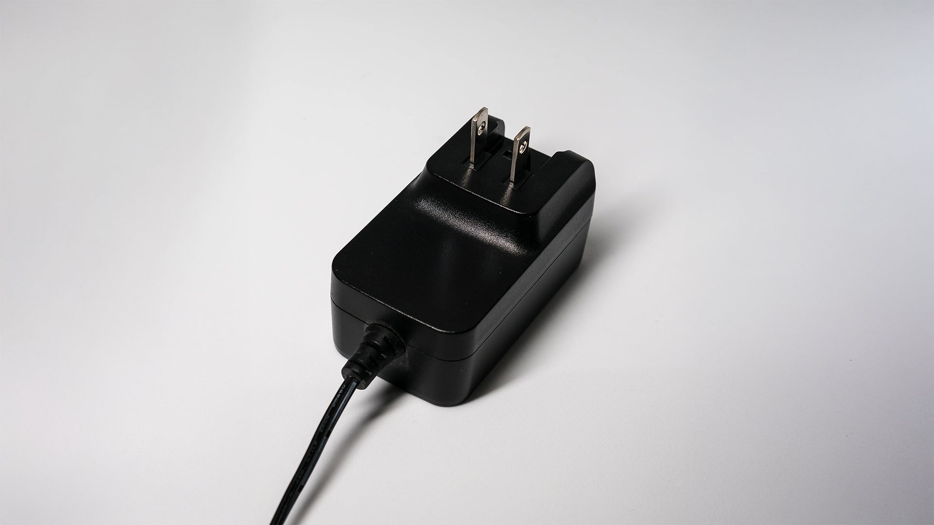 Quad Cortex 用電源アダプター（PSU） – Neural DSP 日本公式