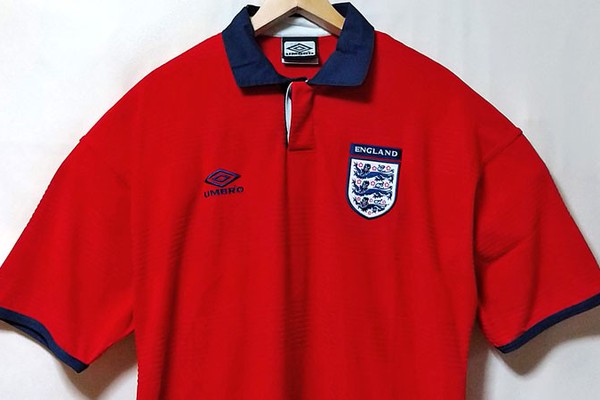 伝説の「タオルユニ！」イングランド代表、1999アウェイユニフォーム