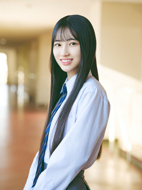 櫻坂46 三期生メンバー1人目発表 的野 美青（16歳 福岡県出身