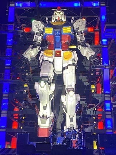 実物大の動くガンダムに富野監督「見ていってください。ガンダムは