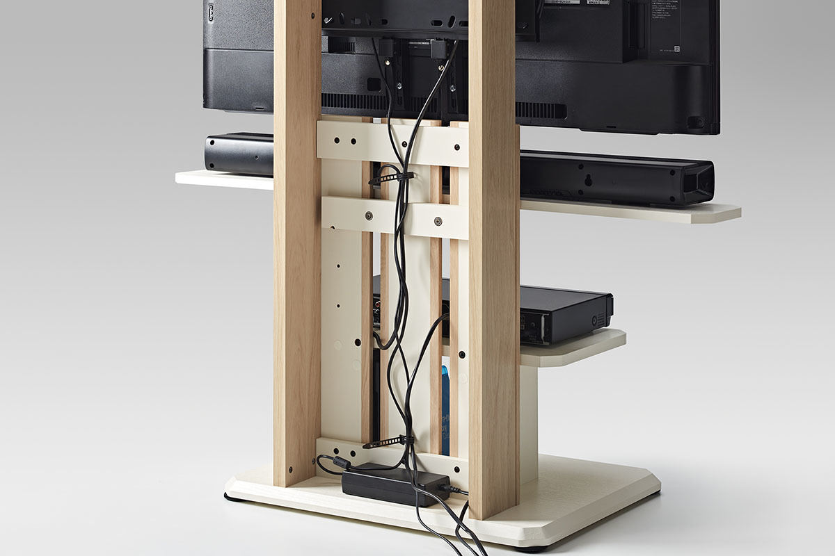 キャスターで動かせる壁寄せTVスタンド - 9,800円からのTVラックも