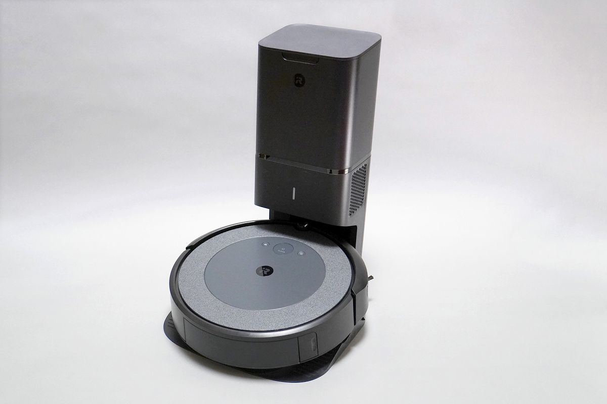 なんか見たことある？ ロボット掃除機の新モデル「ルンバ i5+」 | マイ