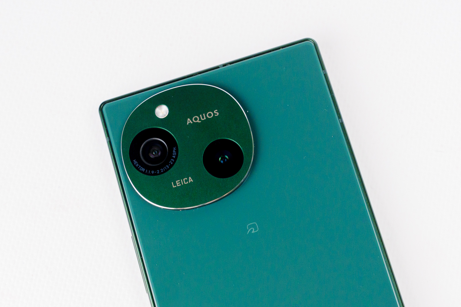 ライカカメラ監修の「AQUOS R9」のカメラで、ライカの母国ドイツを撮る