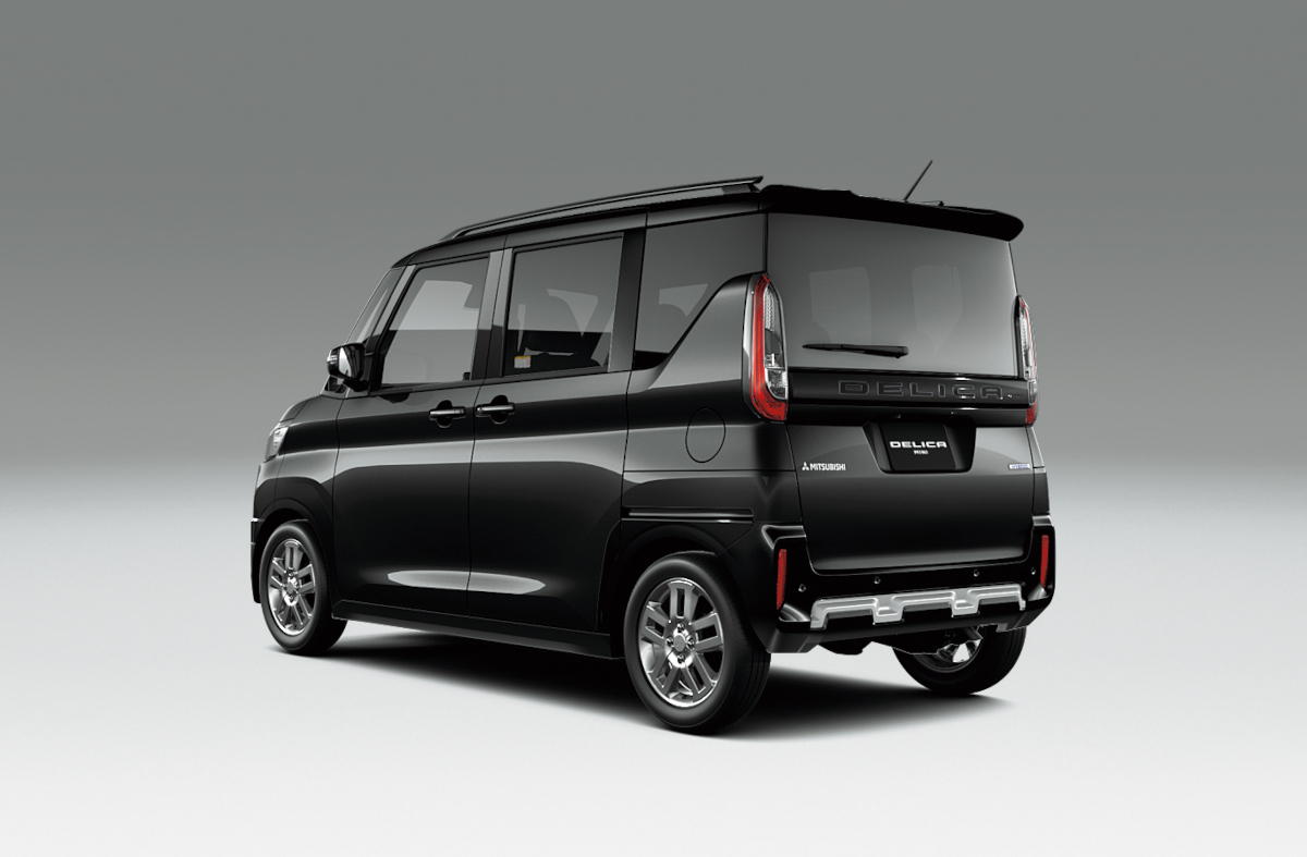 三菱自動車「デリカミニ」にパッケージオプション追加! 「デリ丸。」が