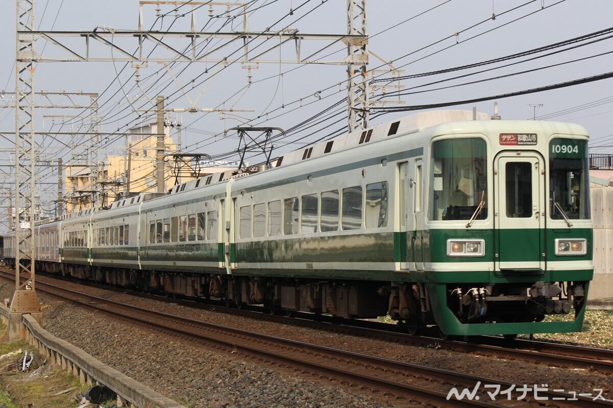 南海電鉄「サザン」10000系に復元塗装、新型車両の導入頃まで運行