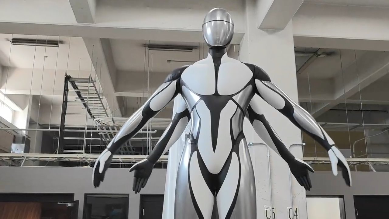 4本の腕、身長4メートルの日本製「人型ロボット」が大阪万博で9月16日