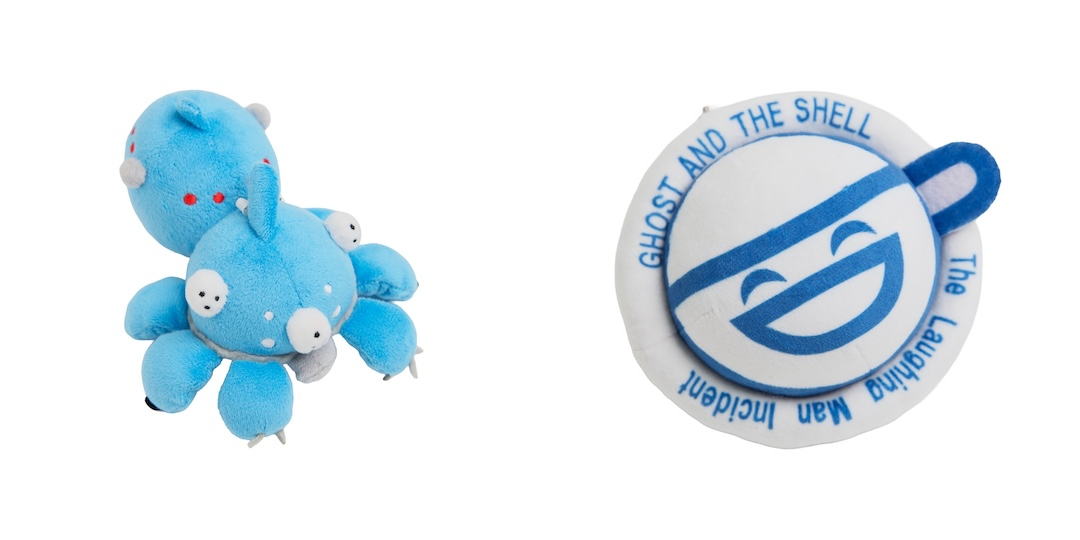 攻殻機動隊展」で「タチコマ」と「笑い男」のぬいチャームが発売決定