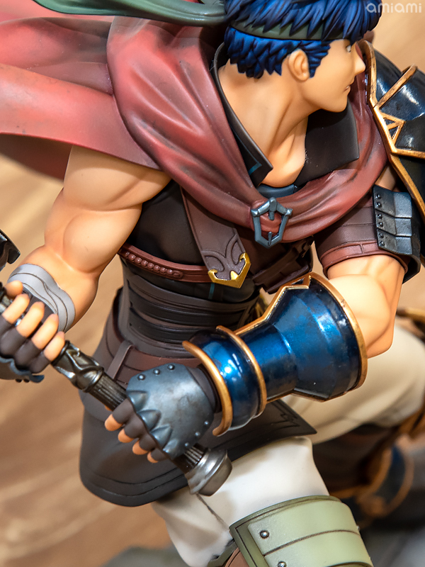 フォトレビュー】『ファイアーエムブレム』 アイク 1/7 完成品