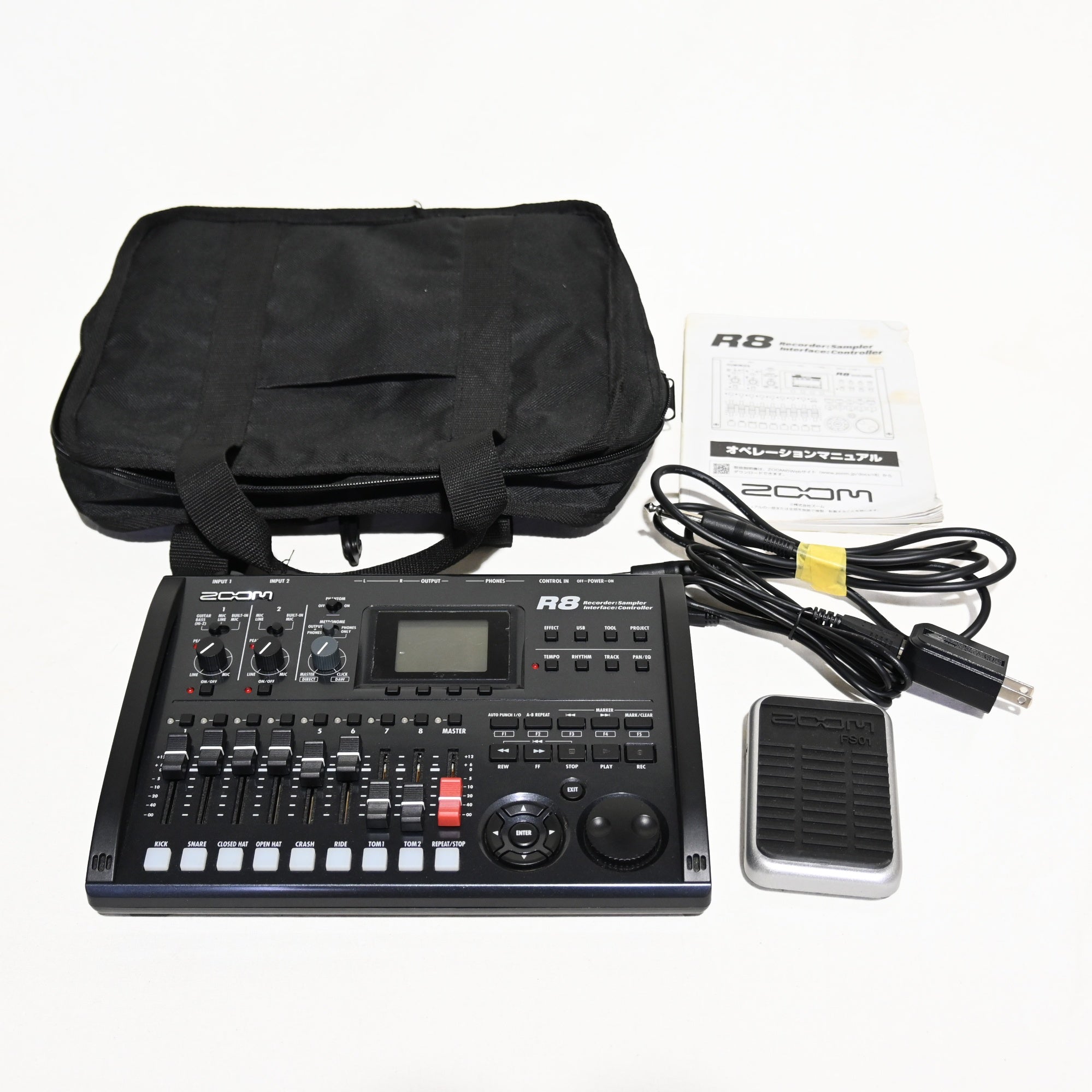 ZOOM R8 Multi-Track Recorder + FS 01 Foot Switch Set Discontinued