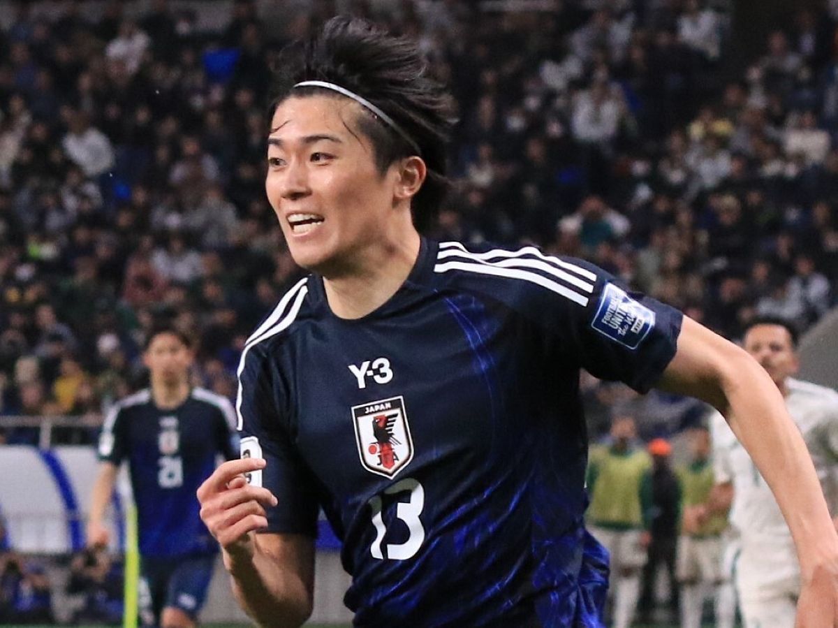 割れんばかりの歓声！ サッカー日本代表、中村敬斗のゴールをピッチ