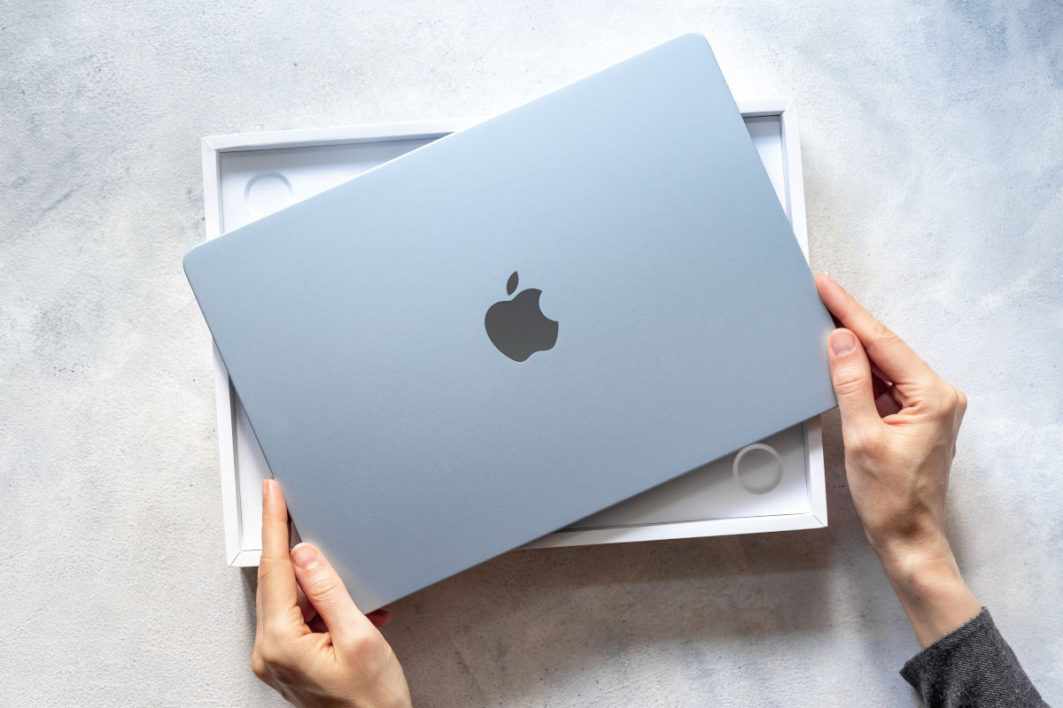 アップルの低価格12インチMacBook、寄せられる期待と招きかねない混乱