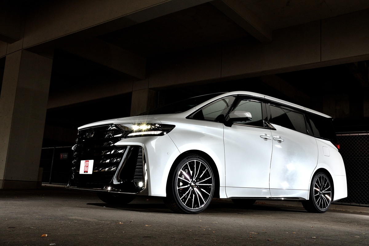 鍛造と鋳造、その最前線 Part.3 RAYSの人気ホイール「VERSUS VOUGE SE