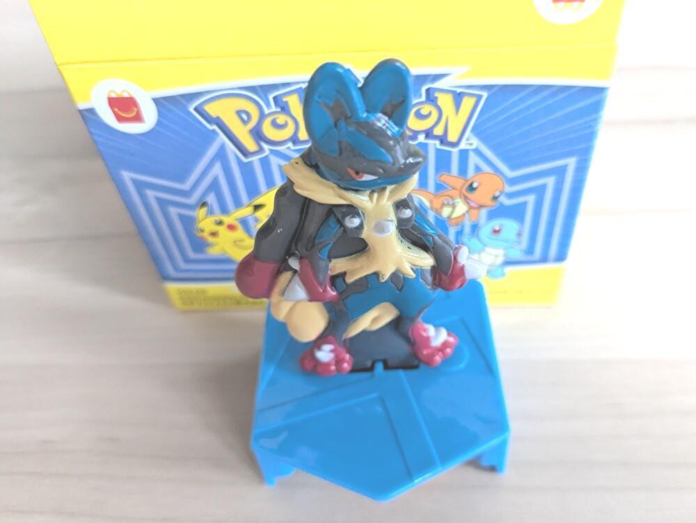 カード2枚付き！クーポンで100円引きも！マクドナルド「ポケモン