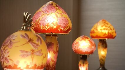 ガラス工芸作家エミール・ガレの作風を受け継ぐ職人による「現代ガレ展