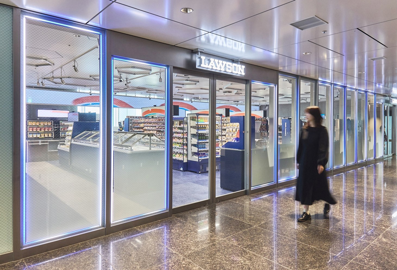 KDDIとローソン、TAKANAWA GATEWAY CITYに「Real×Tech LAWSON」1号店を