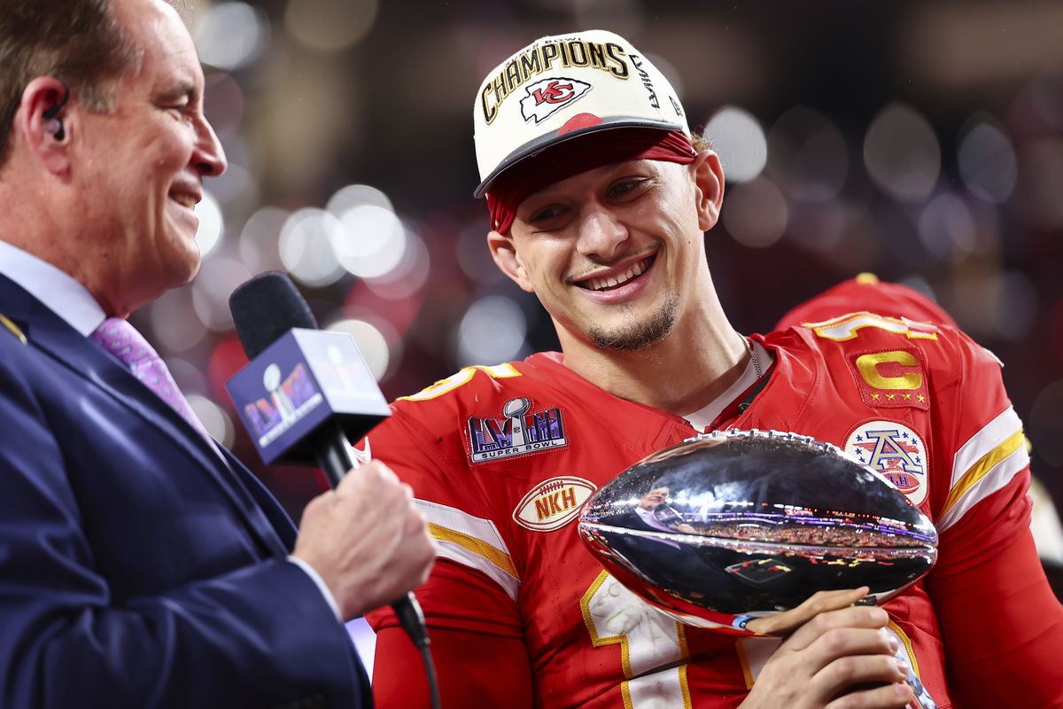 まだG.O.A.T.と呼ばれるには“ほど遠い”と語るチーフスQBマホームズ