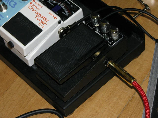 Plutoneium - Chi-Wah-Wah – NINEVOLT