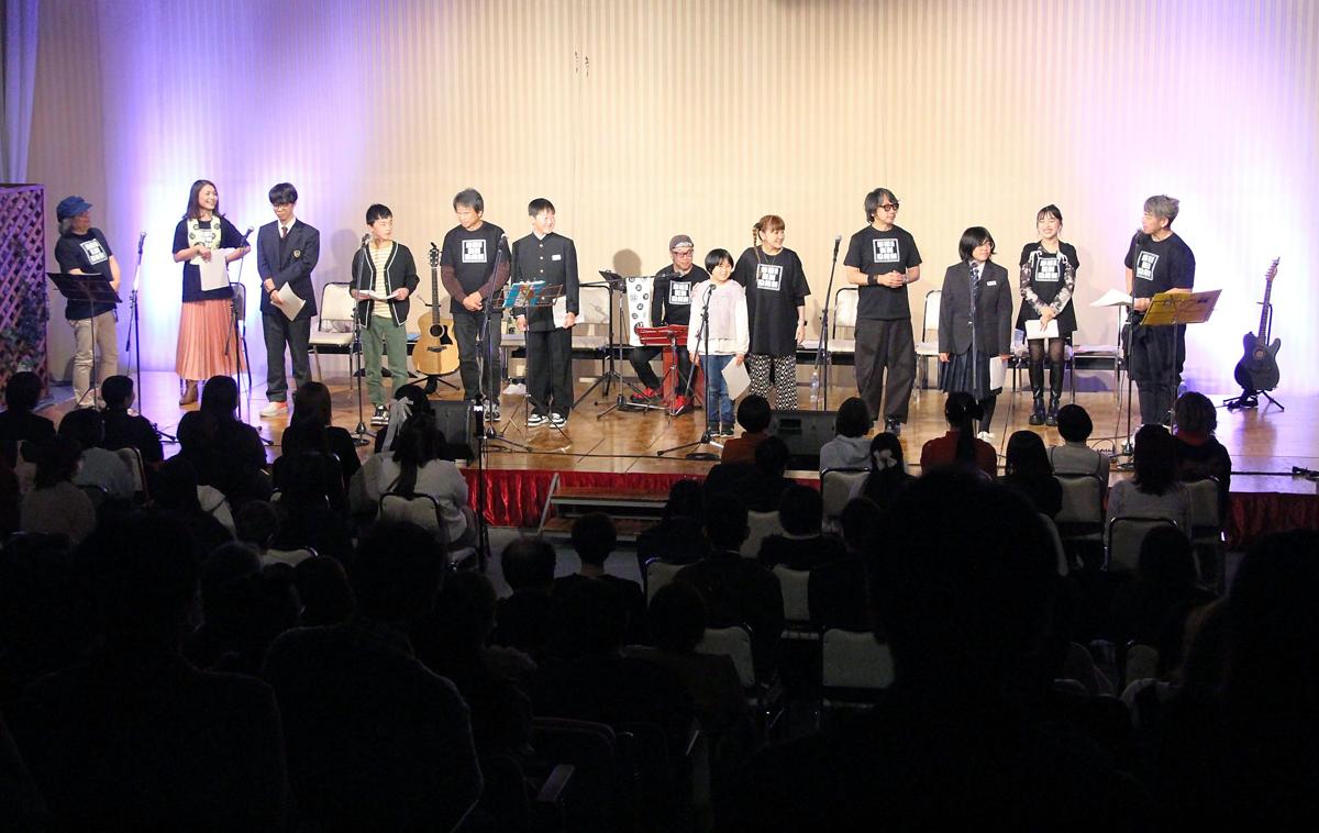 井上和彦さん、かないみかさん…人気声優で結成「声援団」が胎内市に