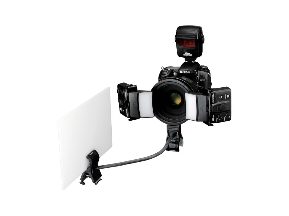 ニコンクローズアップスピードライトコマンダーキット R1C1 - 概要